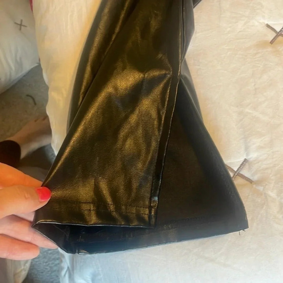 NWT Blush Mark faux leather pants size large - Picture 4 of 9